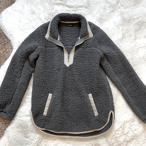 Abercrombie & Fitch Sweaters - abercrombie sherpa